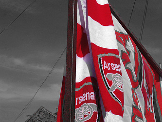 If Arsenal won’t allow huge flags, get the scarves out