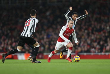 Arsenal scrape win against hapless Newcastle