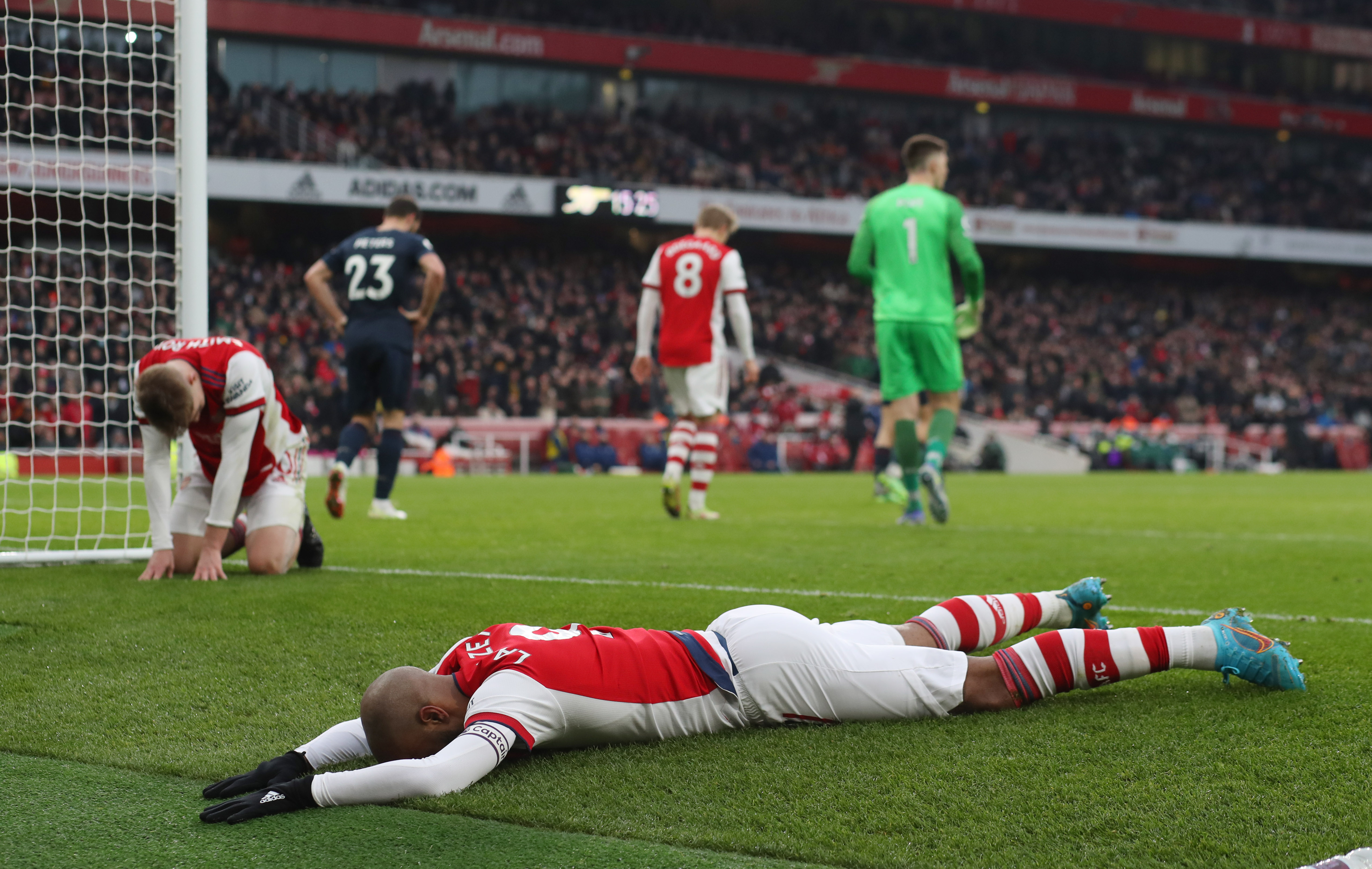 Player Ratings: Arsenal 0-0 Burnley as toothless Gunners need a striker 