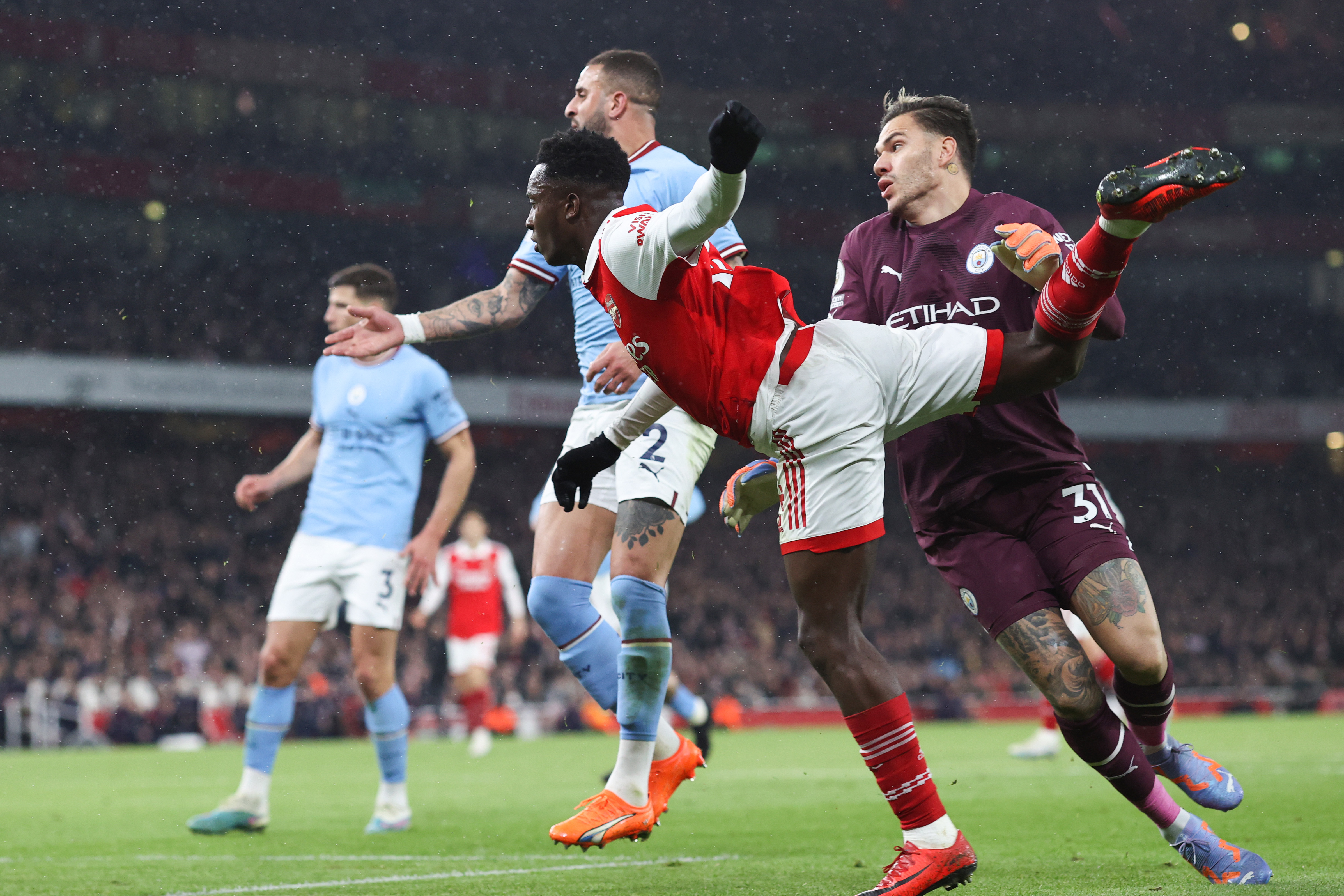 Arsenal 1-3 Manchester City: Pep Guardiola's side leapfrog Gunners into Premier League top spot 