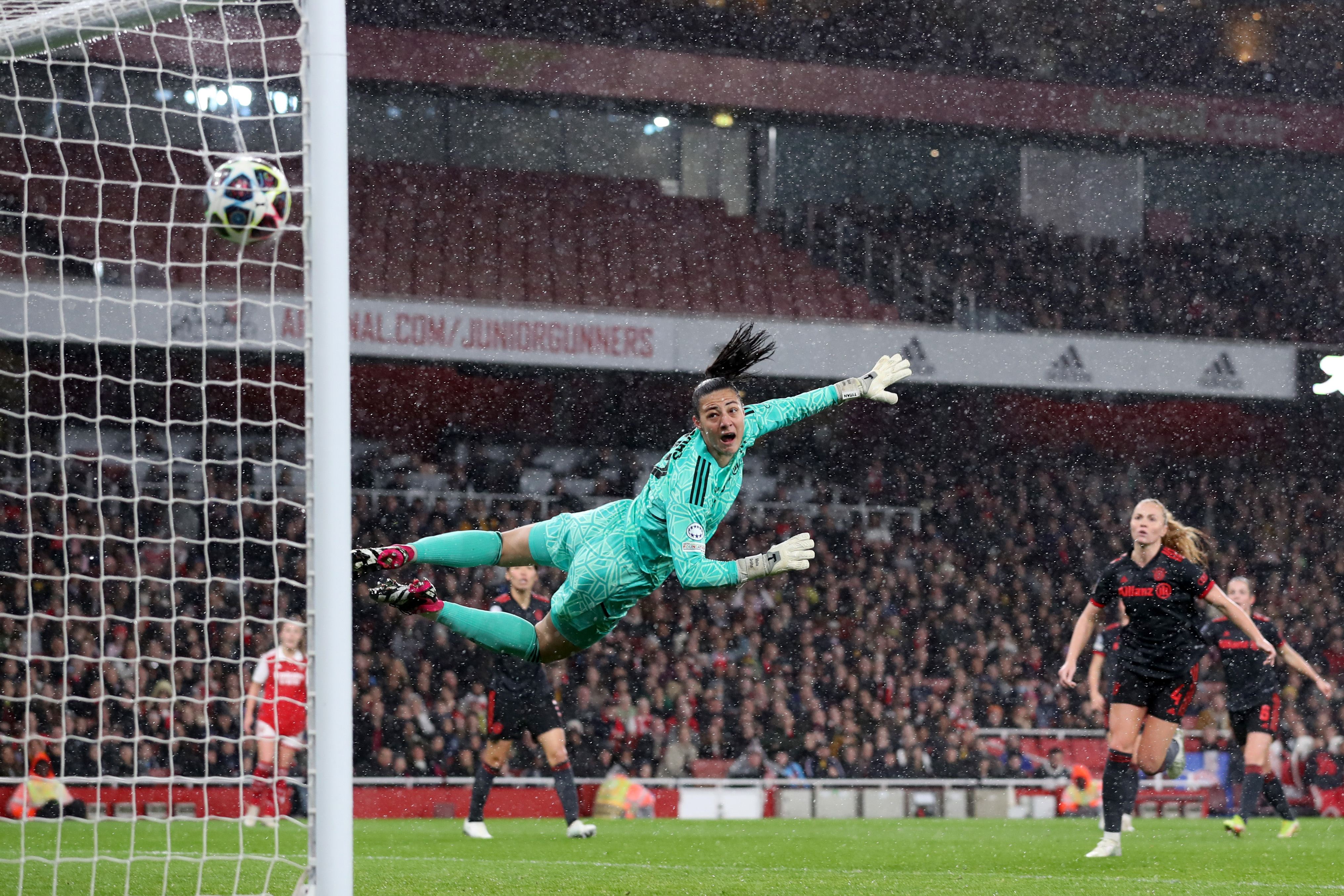 Arsenal Women 2-0 Munich (2-1 agg): Fired-up Gunners blow away Bayern to reach Champions League semi-finals 