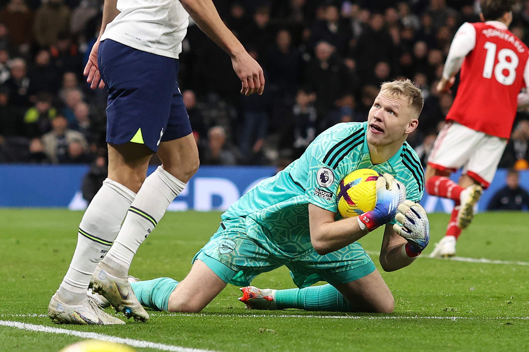 Arsenal keeper Aaron Ramsdale wins Premier League Save of the Month