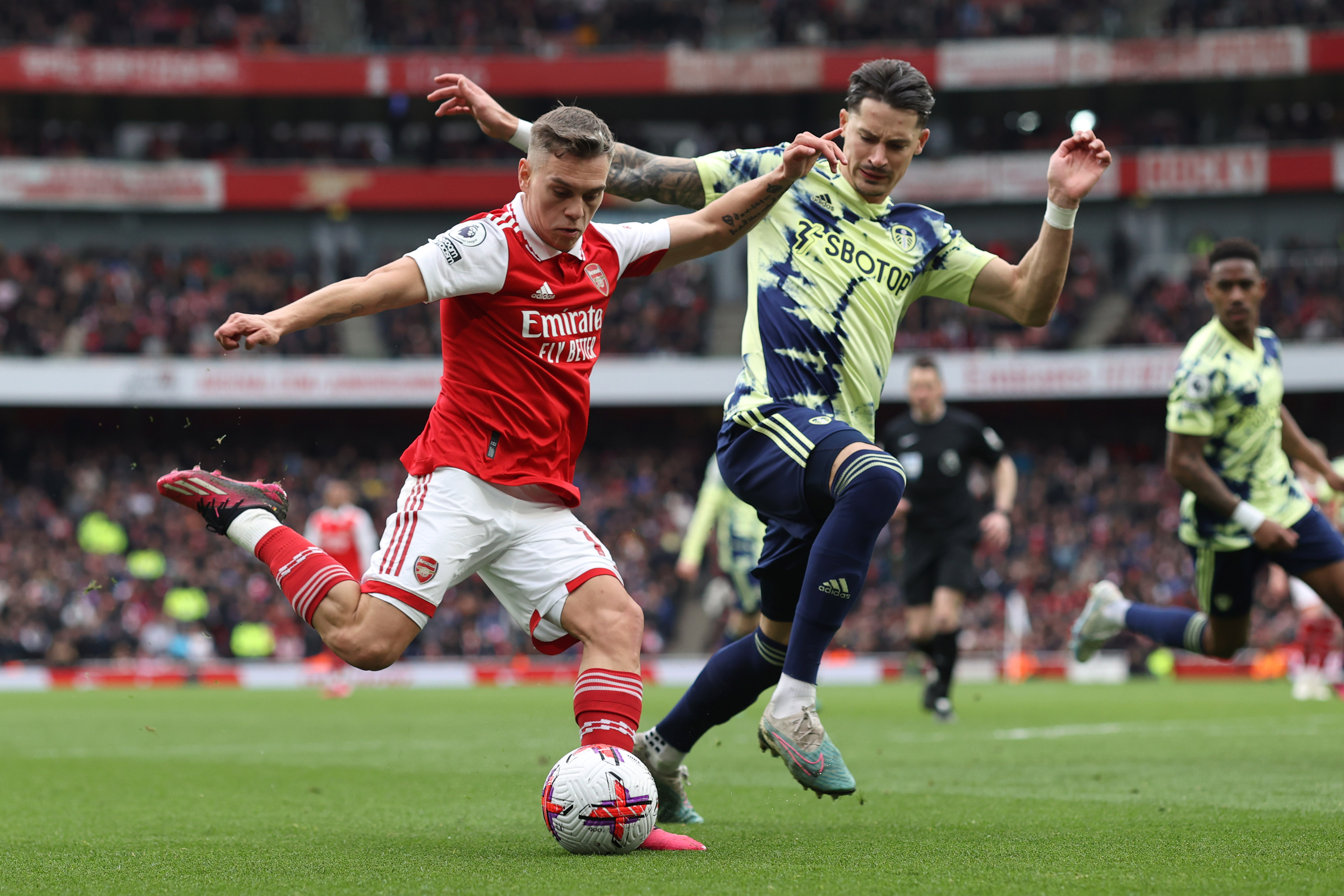 Arsenal 4-1 Leeds United: Rampant Gunners sweep aside sorry Whites to maintain eight-point lead 