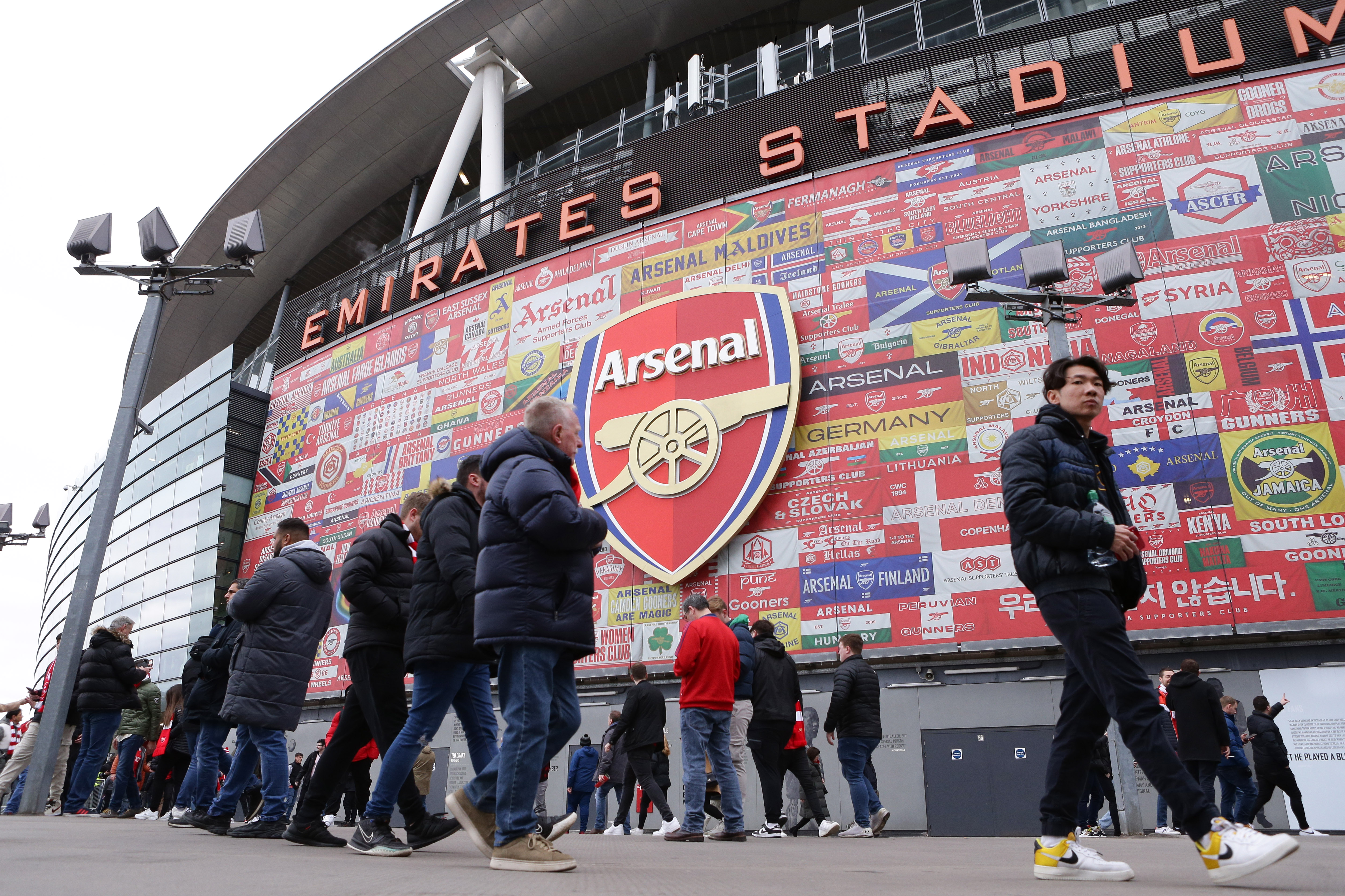 Arsenal release statement after Met Police force Chelsea clash to be moved 