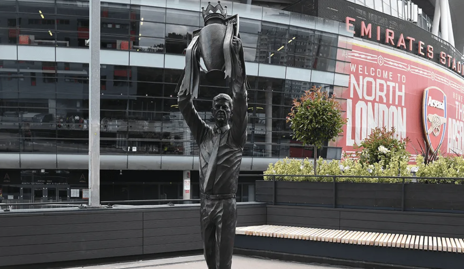 Arsenal legend Arsene Wenger has statue unveiled outside Emirates 