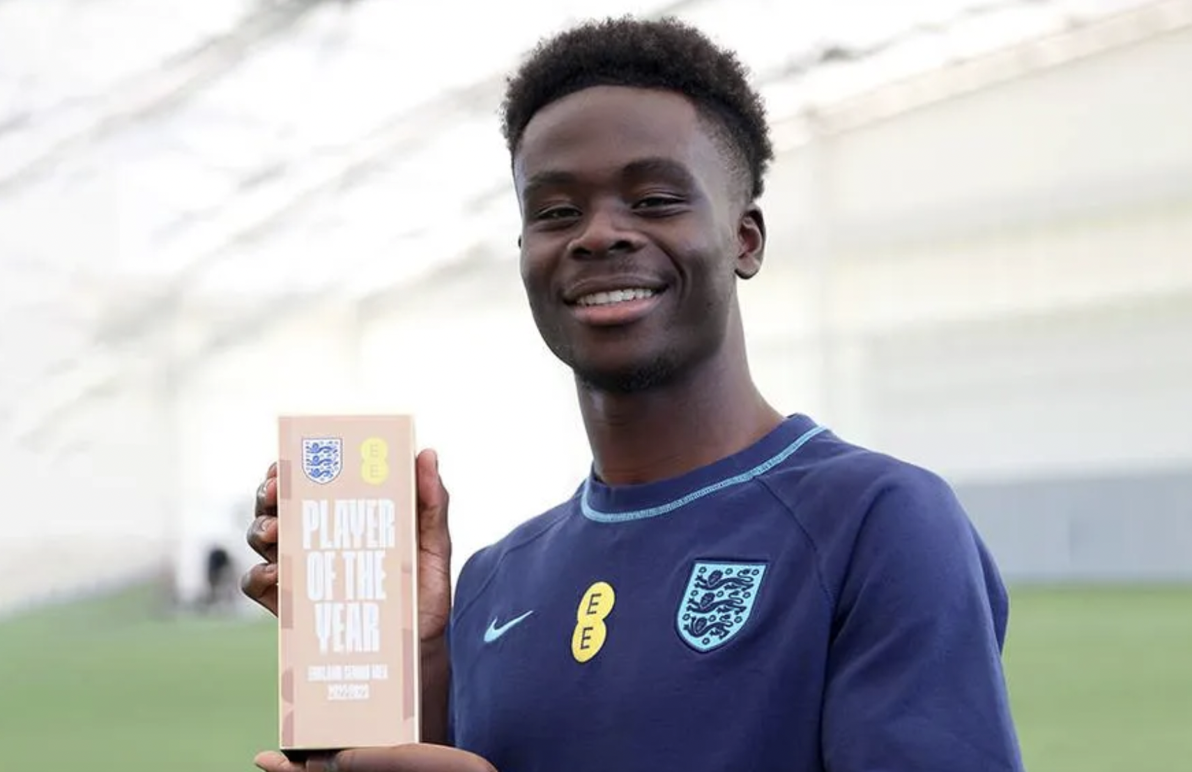 Bukayo Saka wins England Player of the Year in public vote 