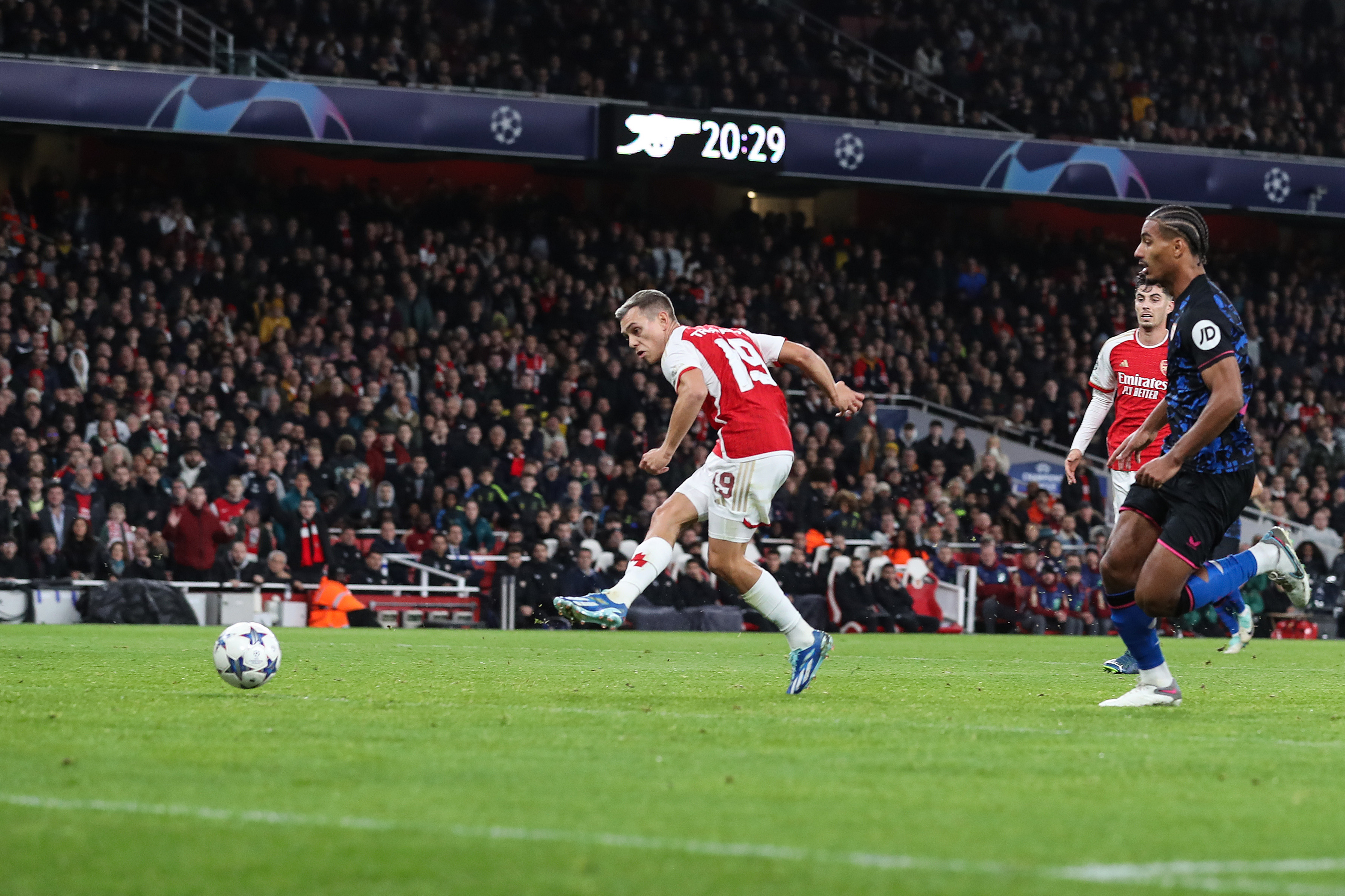 Arsenal 2-0 Sevilla: Trossard and Saka seal comfortable victory 