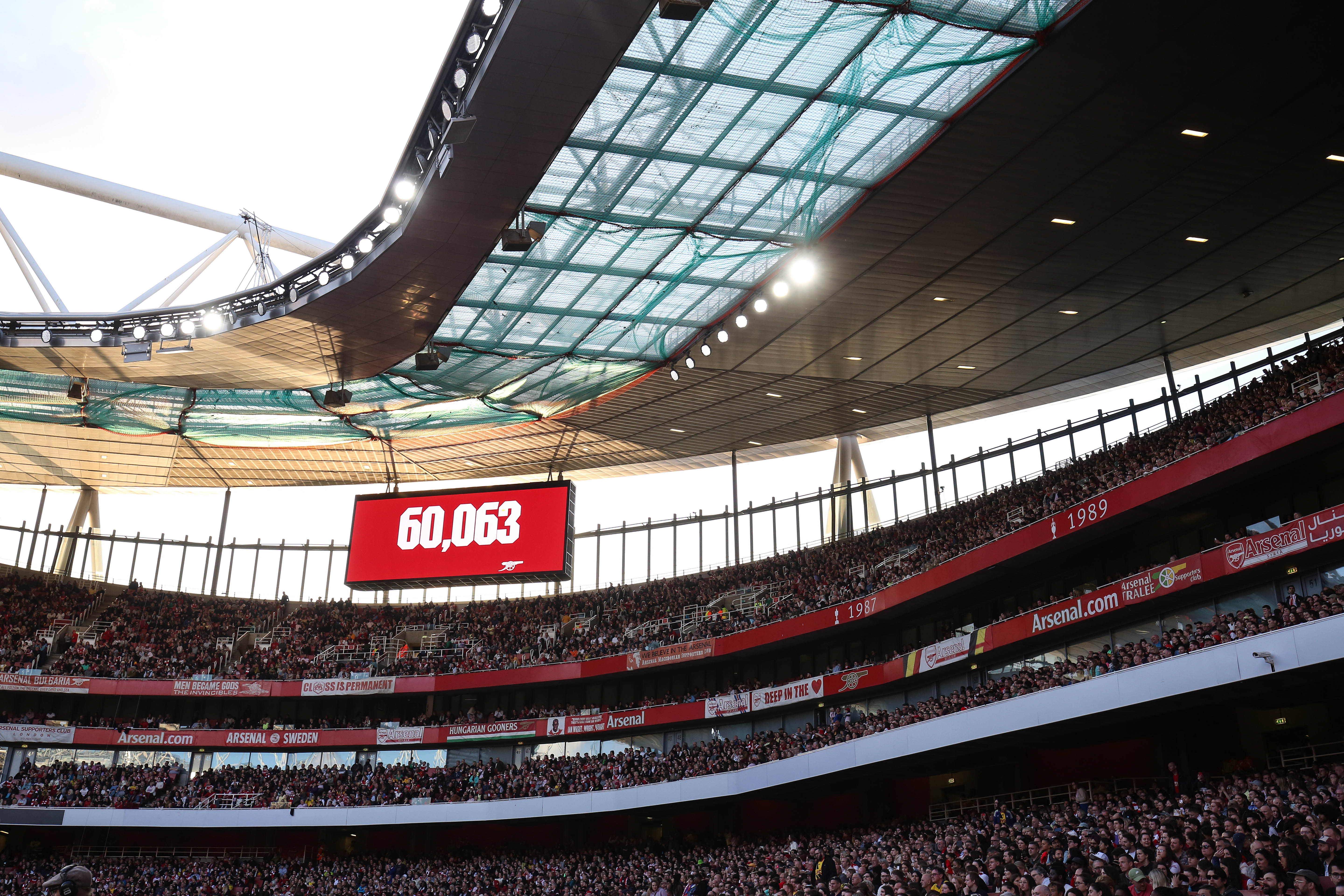 Arsenal Women sell out Emirates Stadium for WSL fixture against Manchester United