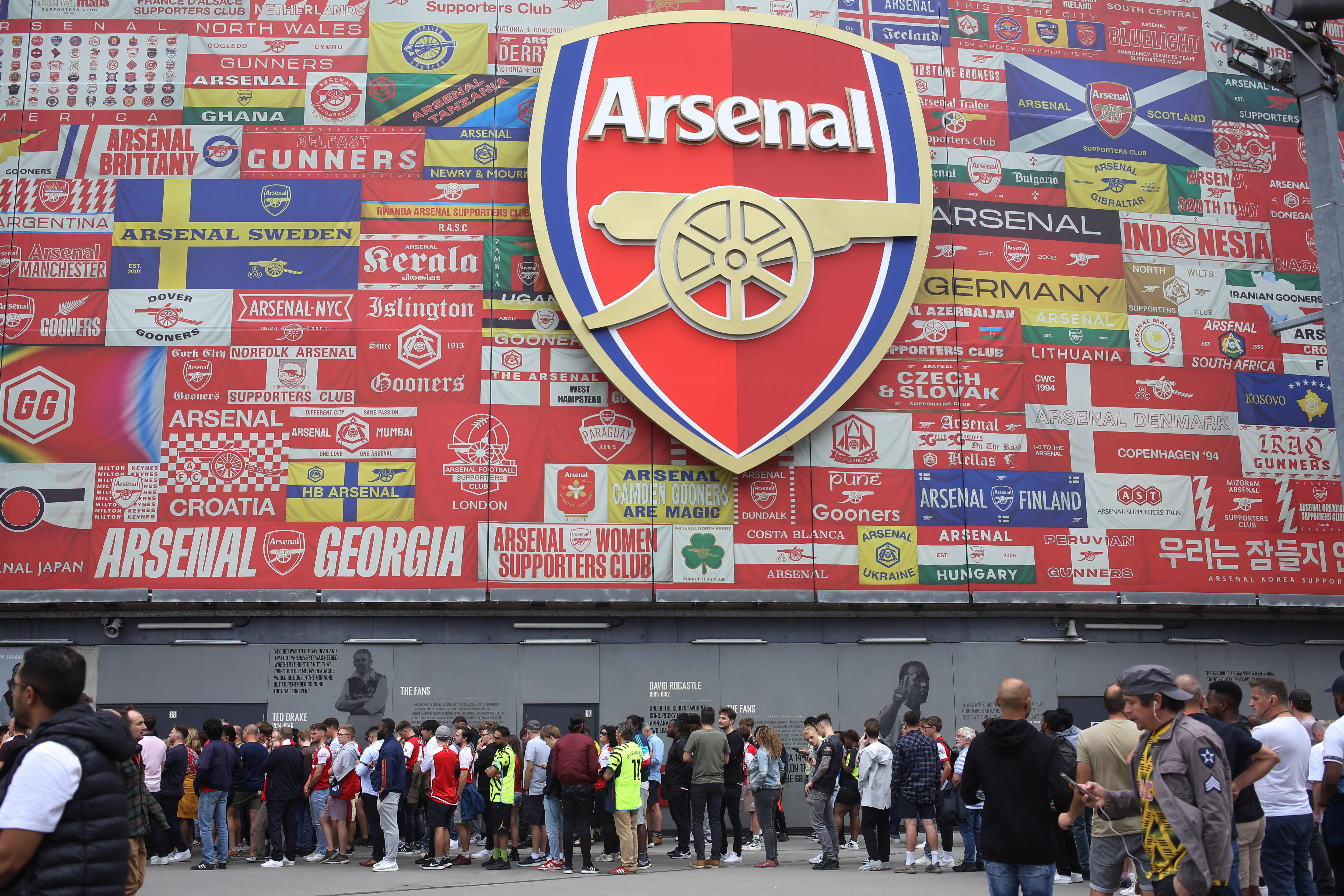 Support Islington Foodbank at The Arsenal vs Luton Town