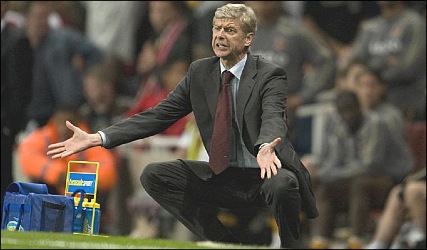 Arsene Wenger ‘flirting with the new girl at work’?